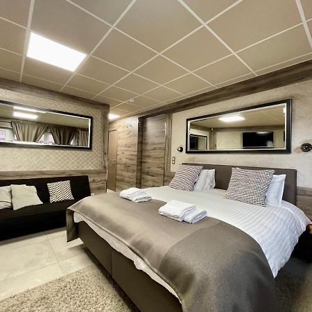 Guesthouse Room40 马尔梅迪 外观 照片
