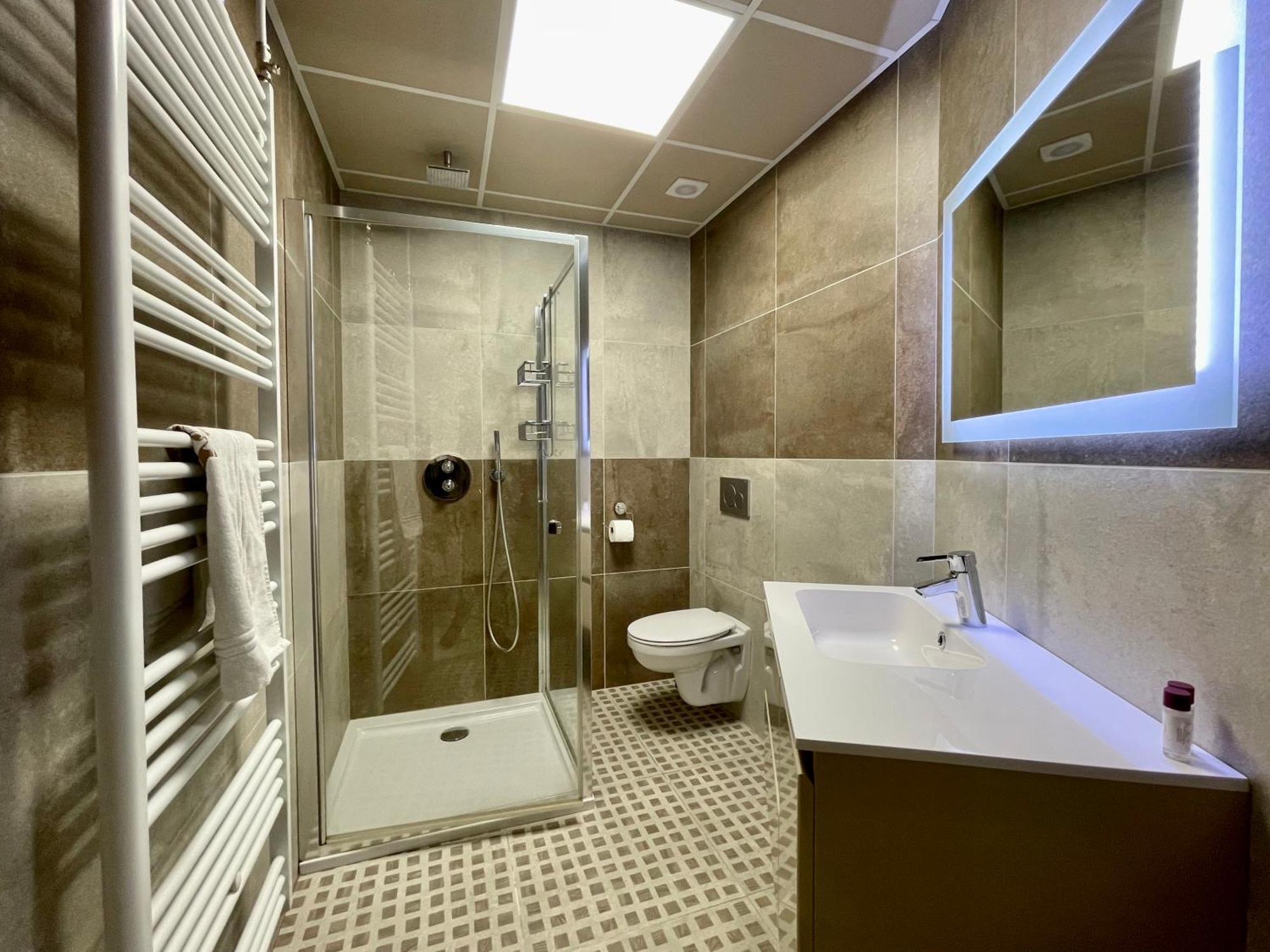 Guesthouse Room40 马尔梅迪 外观 照片